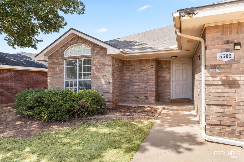 5502 Long Leaf Dr