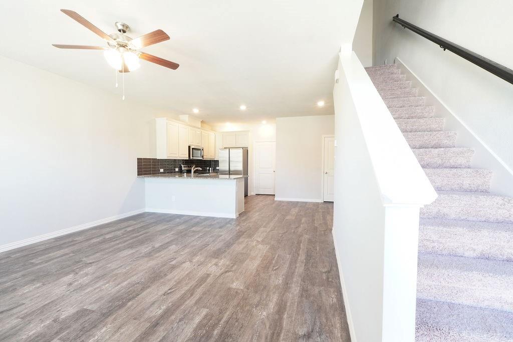 Vista Del Arroyo - Residential Lease