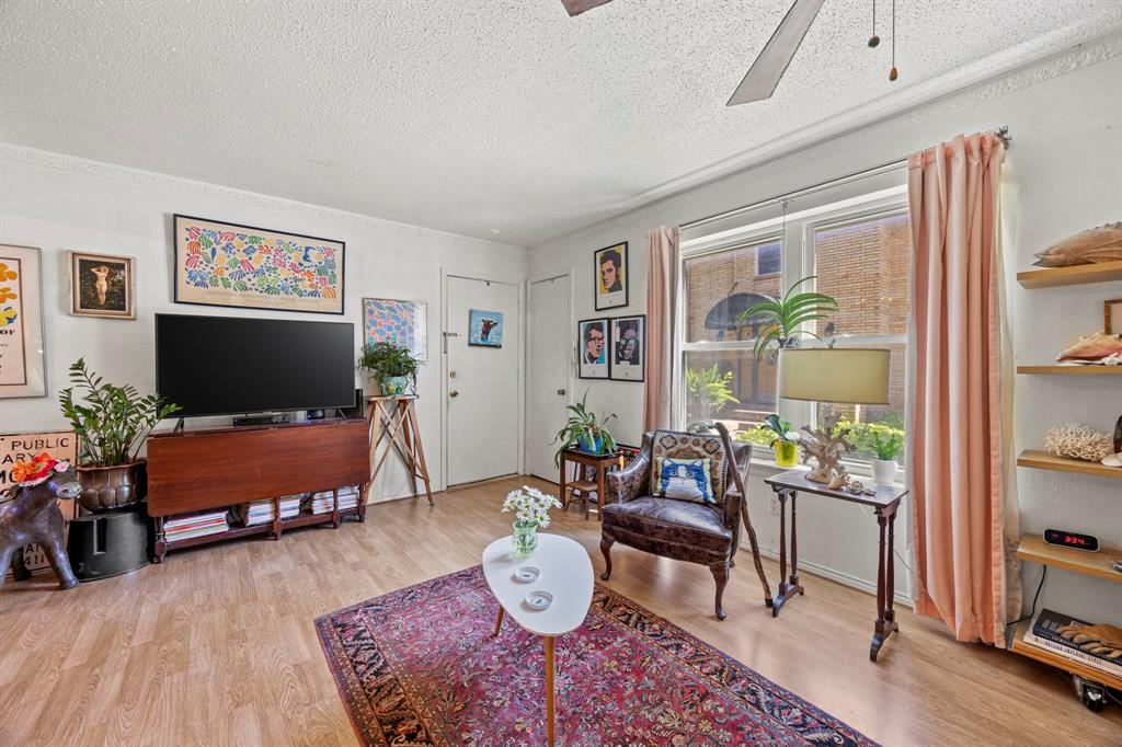 Sandhurst Plaza Condo - Residential