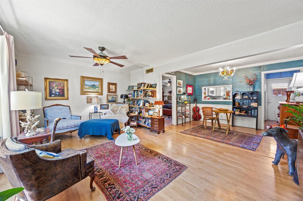 5811 Sandhurst Lane A
