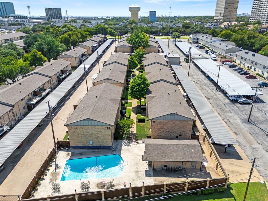 Sandhurst Plaza Condo - Residential
