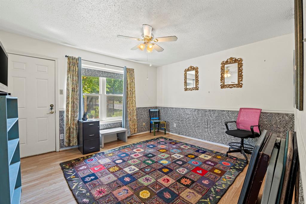 Sandhurst Plaza Condo - Residential