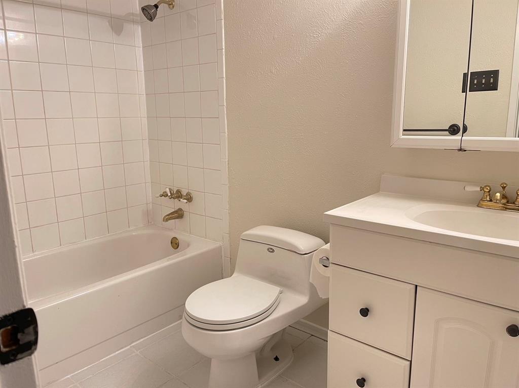 Hillside Village No5 - Residential Lease