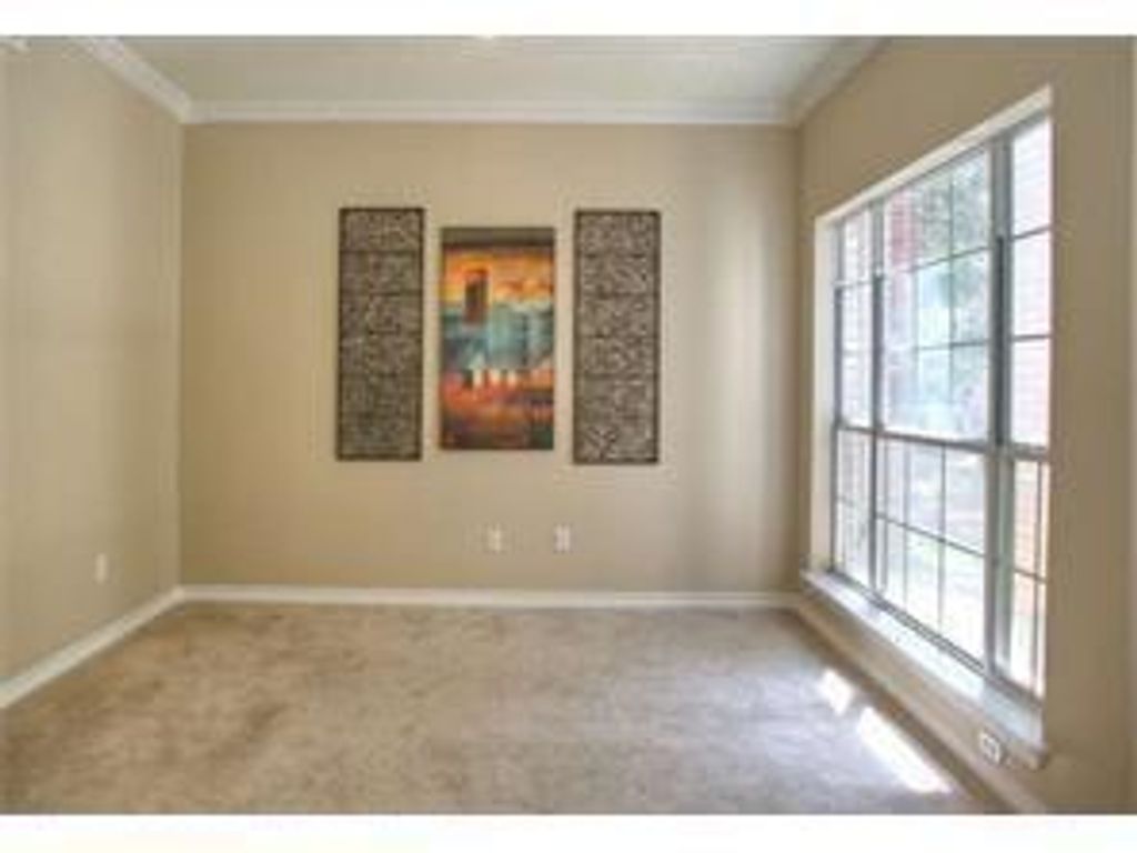Photo of 907 Canal, Irving, TX 75063 (MLS # 21272863)