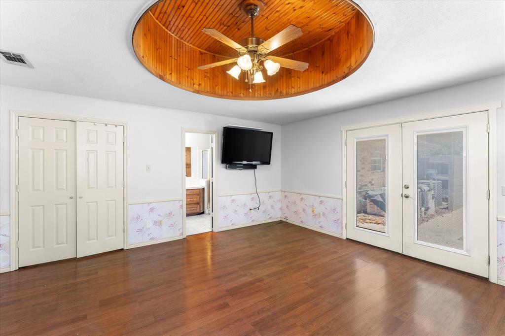 Mill Creek Home - Residential