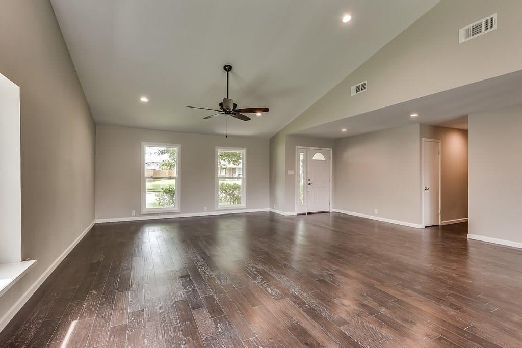 4801 Freeport Drive