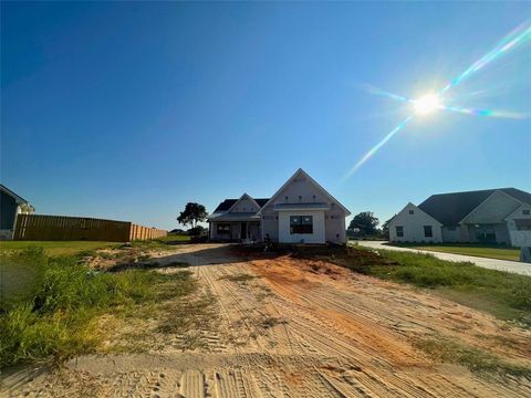 A home in Lindale