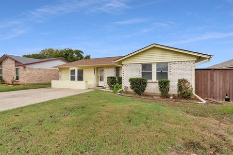 A home in Hutchins