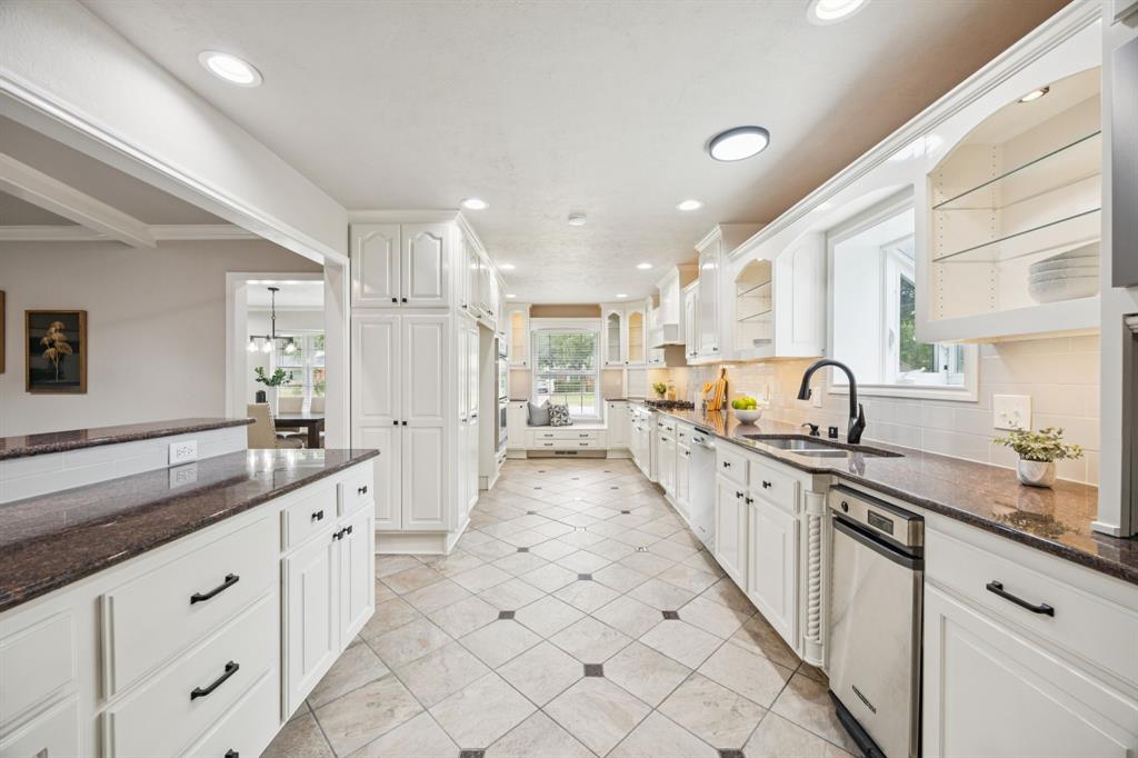 531 E Spring Valley Road