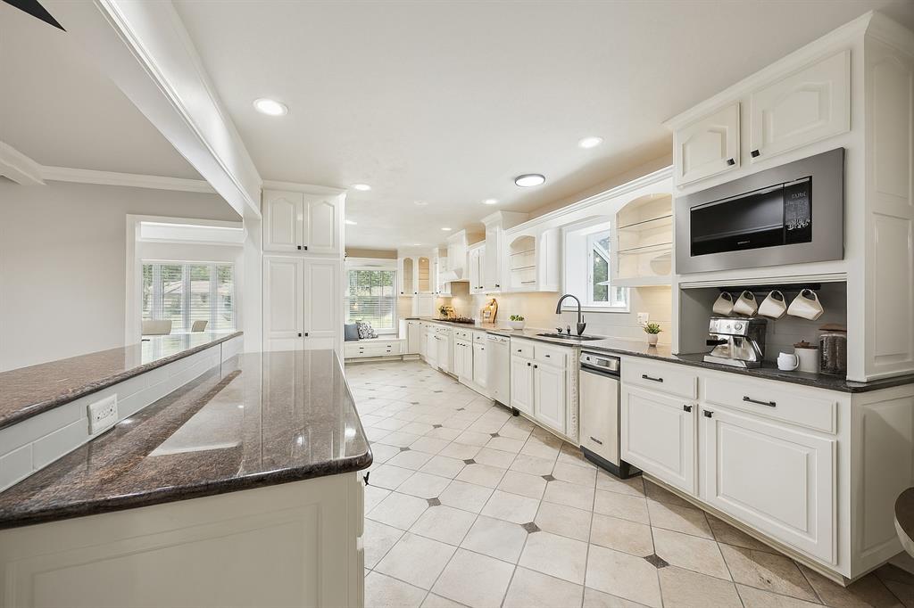 531 E Spring Valley Road
