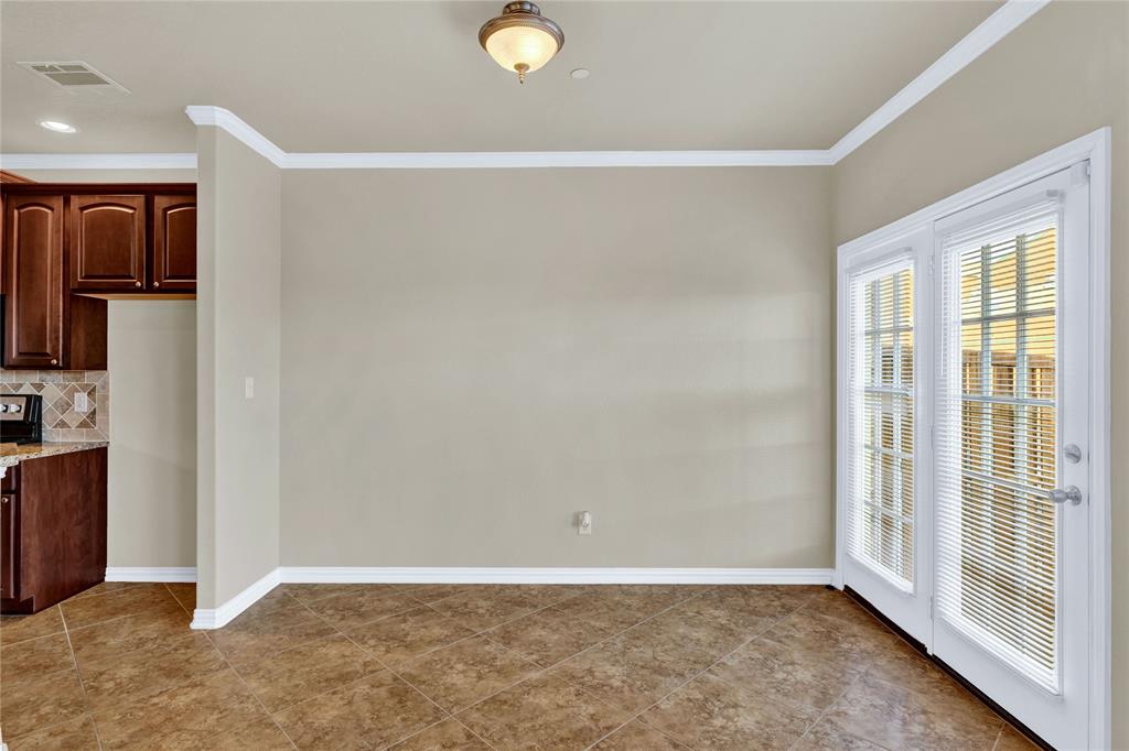 Chateaux Of Allen Twnhms The - Residential