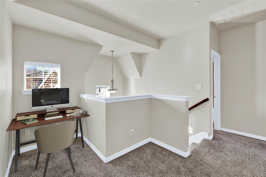 Chateaux Of Allen Twnhms The - Residential