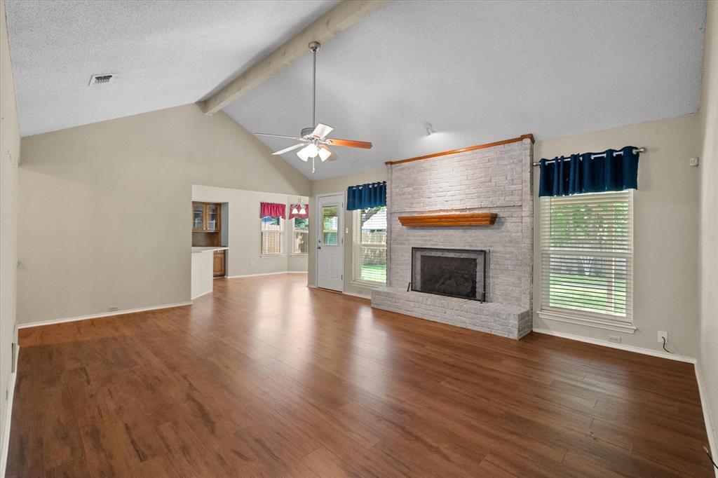 1536 Stratford Drive