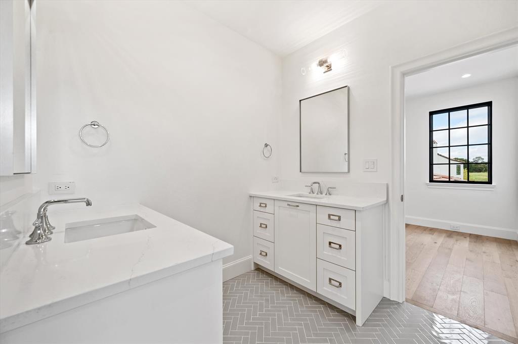 Lakeside Village Phase1 - Residential