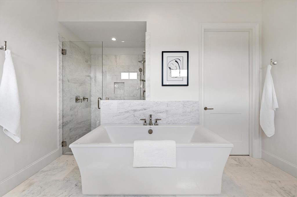 Lakeside Village Phase1 - Residential