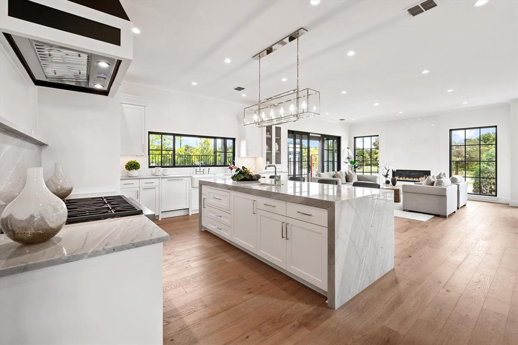 Lakeside Village Phase1 - Residential