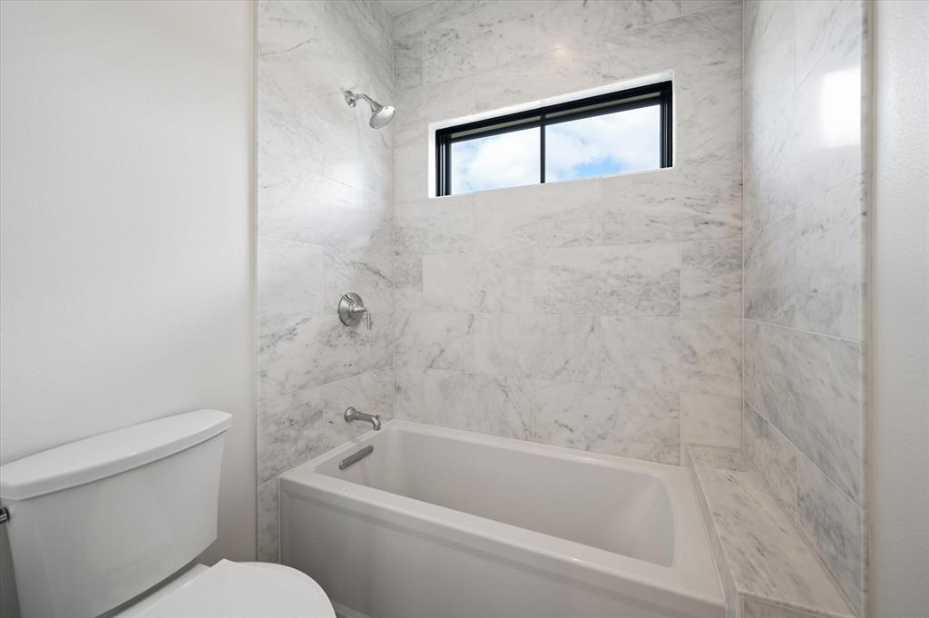 Lakeside Village Phase1 - Residential