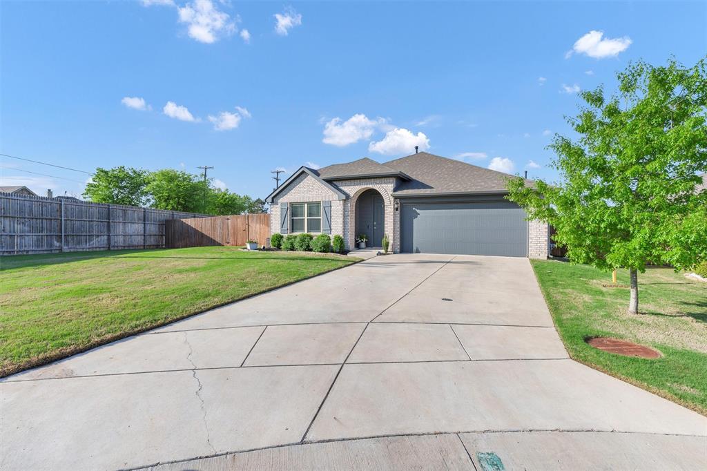 1068 Fairfax Drive