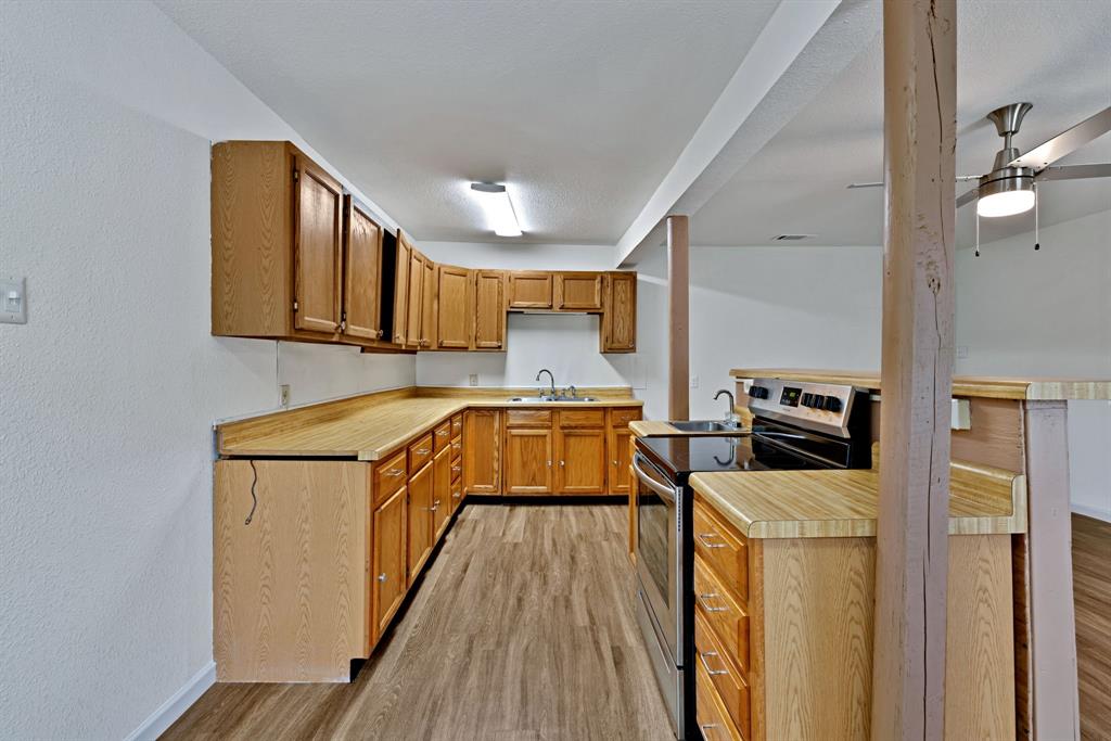Pleasant Oaks - Residential