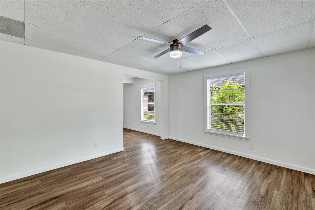 Pleasant Oaks - Residential