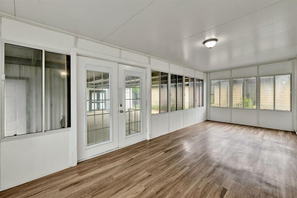 Pleasant Oaks - Residential