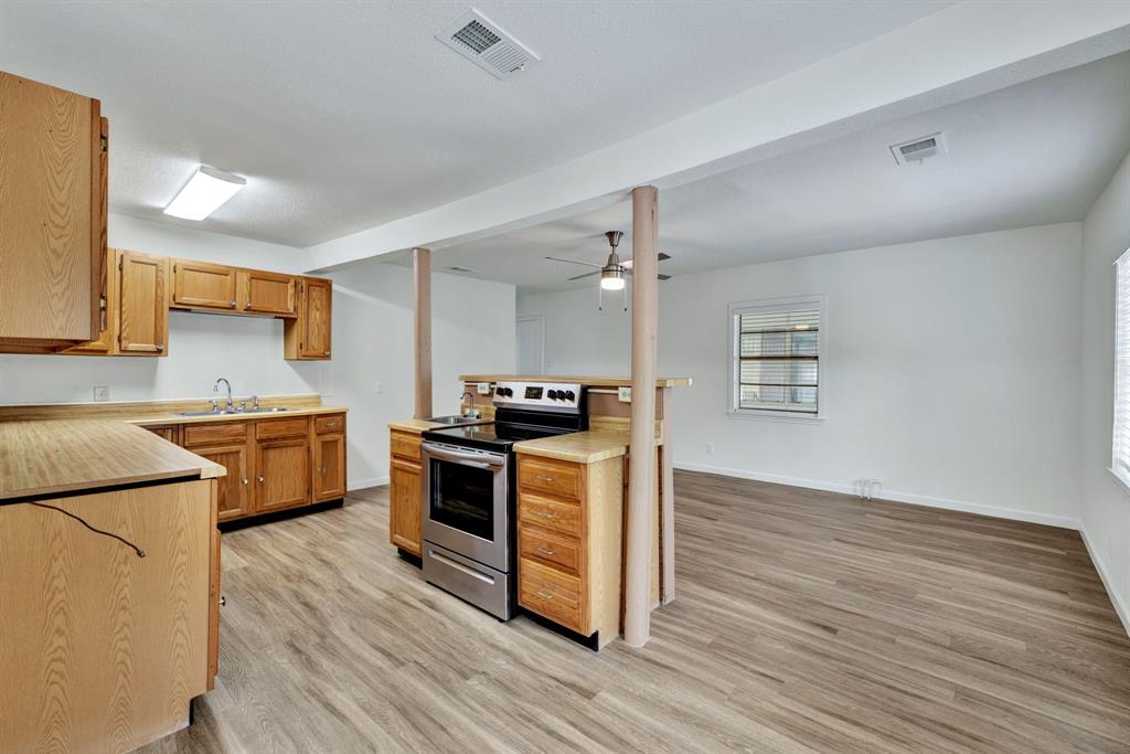 Pleasant Oaks - Residential