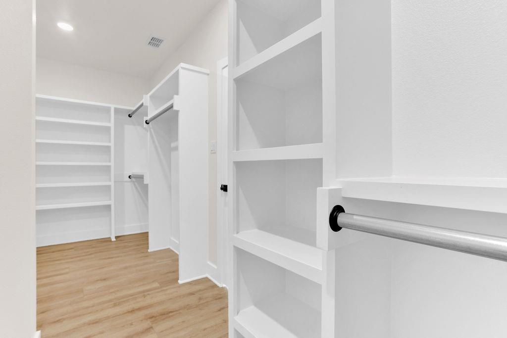 VISTA RIDGE - Residential