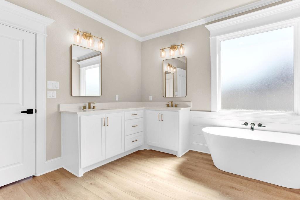 VISTA RIDGE - Residential