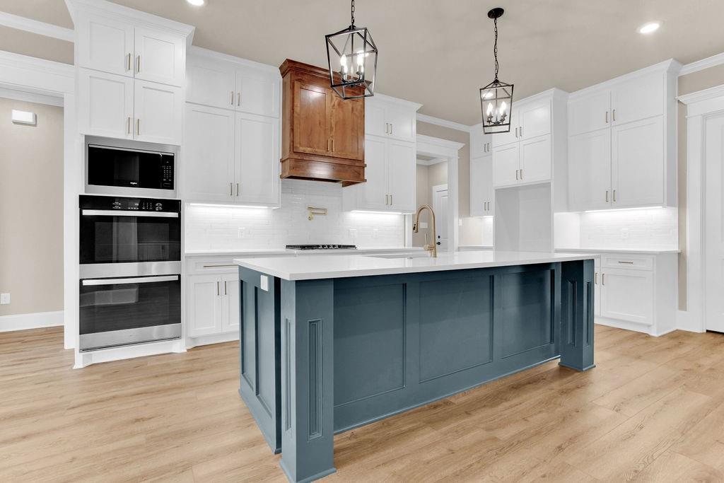 VISTA RIDGE - Residential