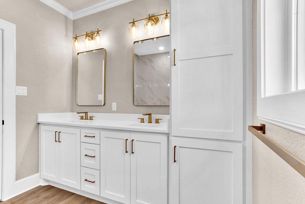 VISTA RIDGE - Residential