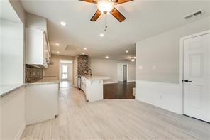 1125 Waterview Lane