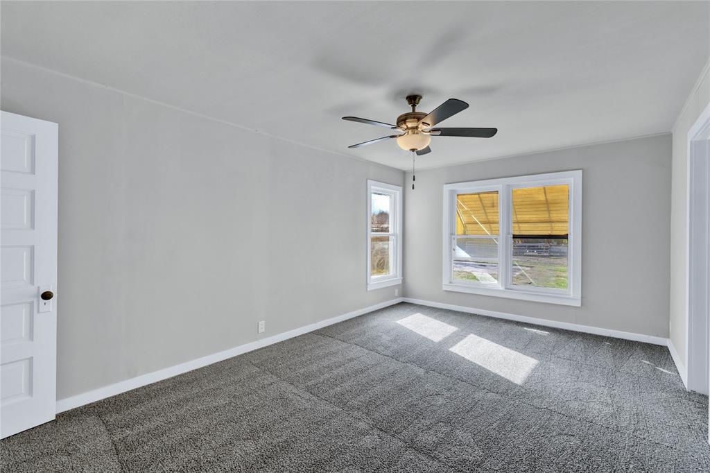 Ennis-Dvv - Residential Lease