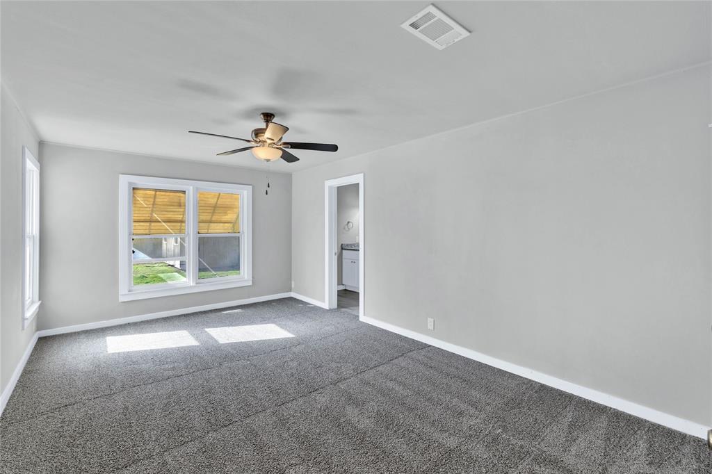 Ennis-Dvv - Residential Lease