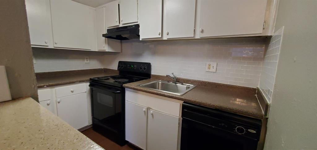 Cullums J D - Residential Lease