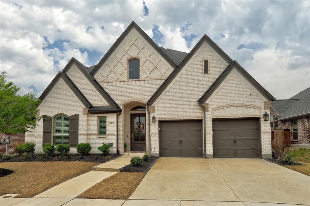 1613 Cygnet Court