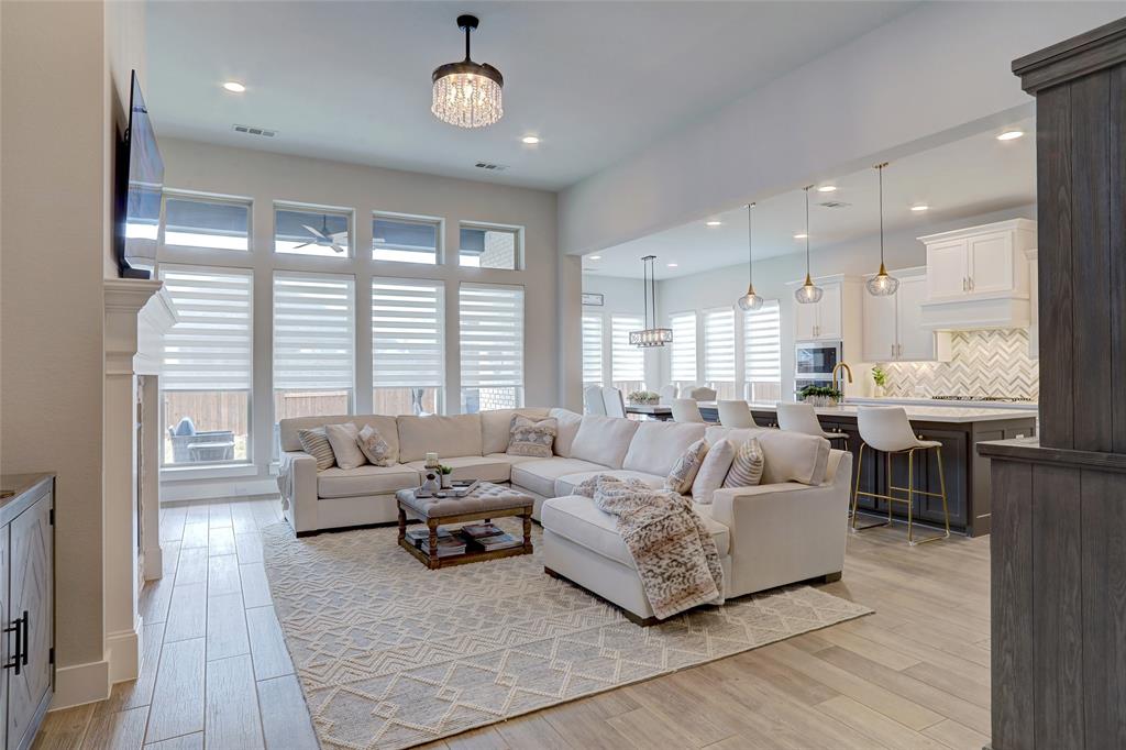 1613 Cygnet Court