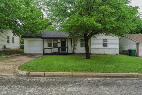 Photo of 3937 Woodlane Avenue, Haltom City, TX 76117 (MLS # 21251459)