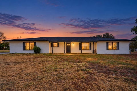 Photo of 600 Lakeshore Boulevard, Oak Point, TX 75068 (MLS # 21401986)