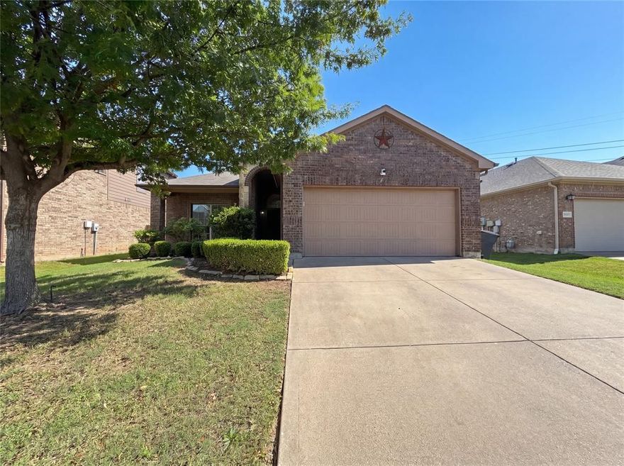 Experience 12817 Breckenridge Ct, recently enhanced with fresh interior paint and partial flooring replacement throughout. The updated kitchen features an accent backsplash and all stainless steel appliances, complementing a welcoming fireplace. Exterior amenities include a covered patio in the backyard, fully enclosed by a fence. Move right into this thoughtfully updated residence.. comes with a 100-Day Home Warranty and a 7-Day Home Test Drive to move in 7 days early for free