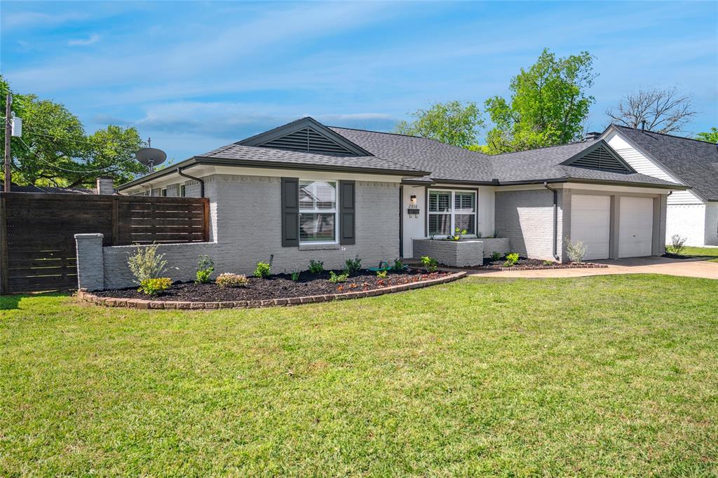 2818 Bay Meadows Circle