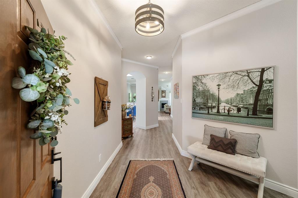 7808 Vista Creek Lane