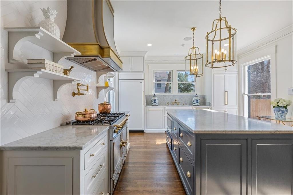 Mt Lookout - Residential