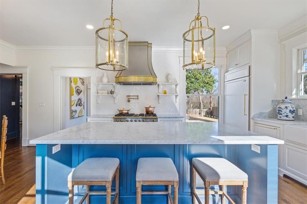 Mt Lookout - Residential