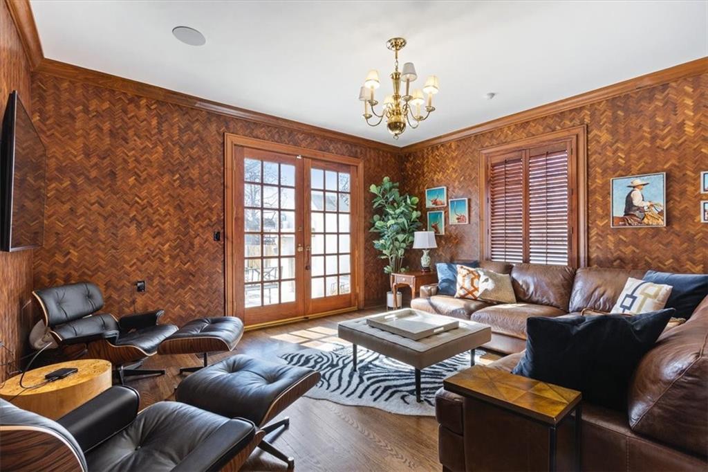 Mt Lookout - Residential