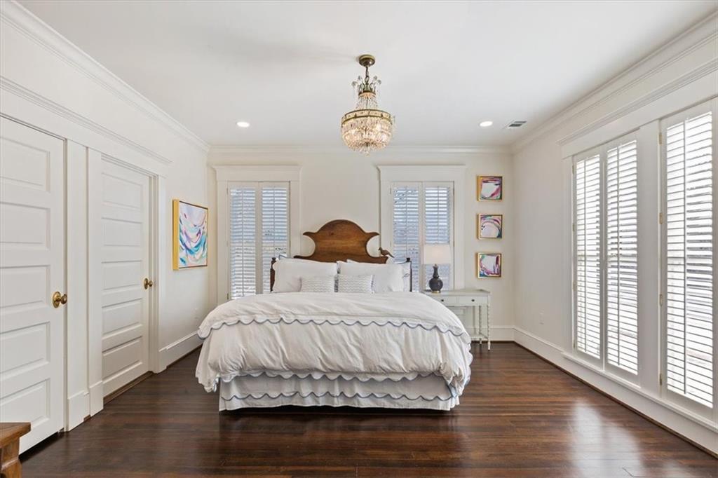 Mt Lookout - Residential