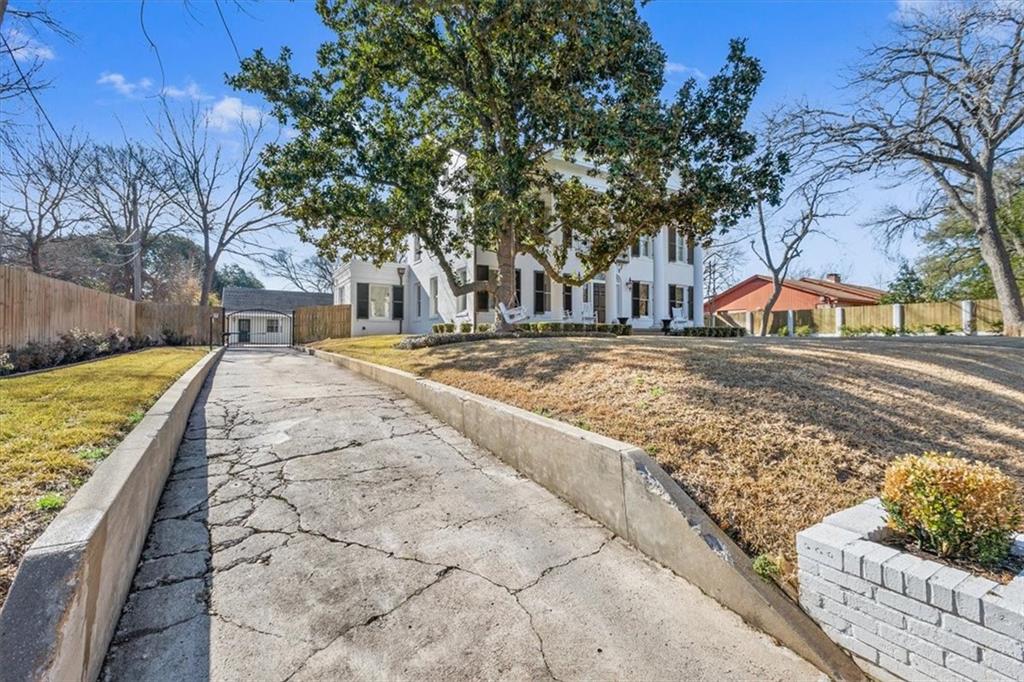 Mt Lookout - Residential