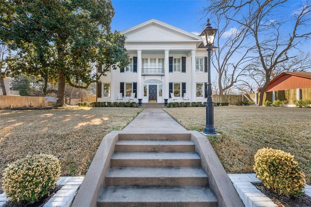 Mt Lookout - Residential