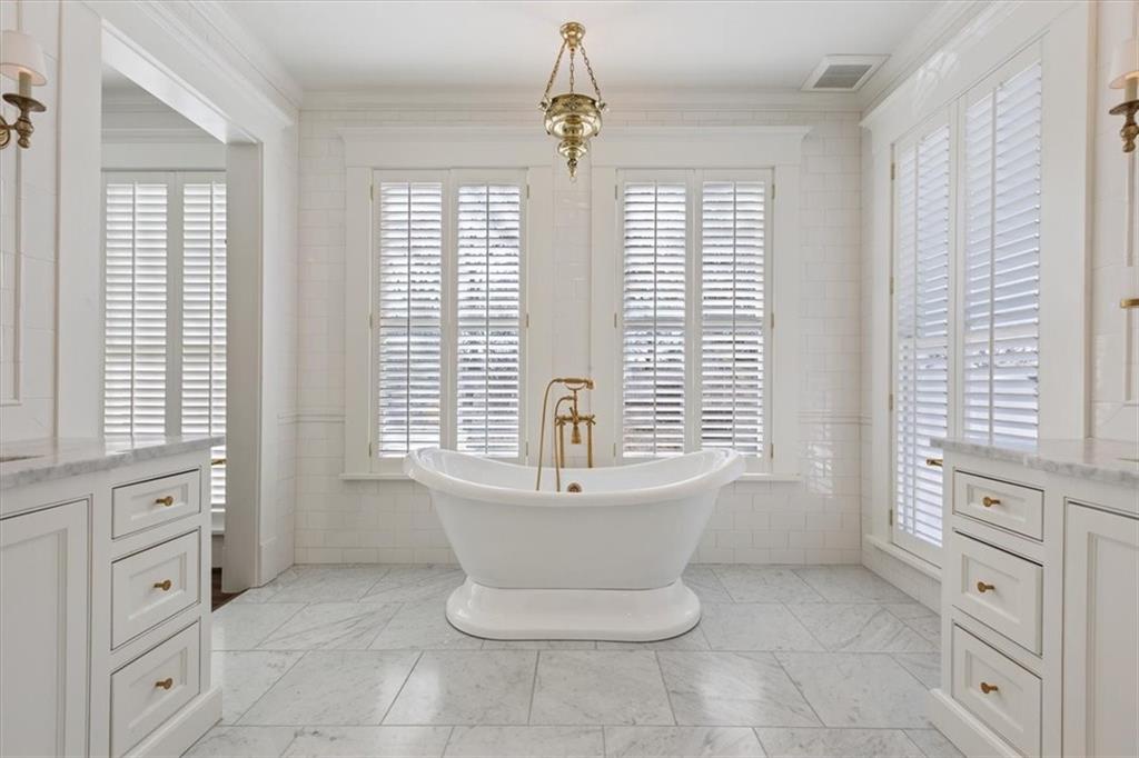 Mt Lookout - Residential