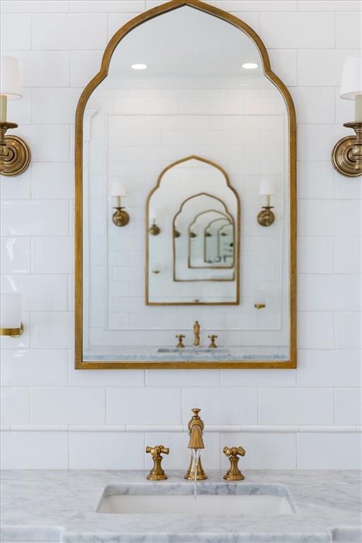 Mt Lookout - Residential