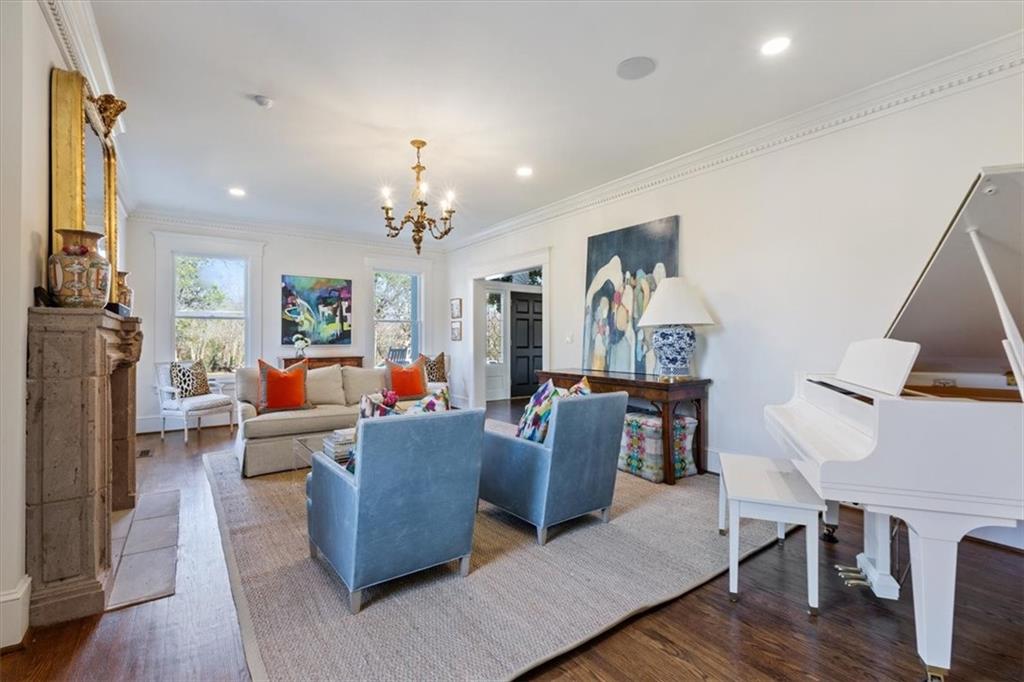 Mt Lookout - Residential